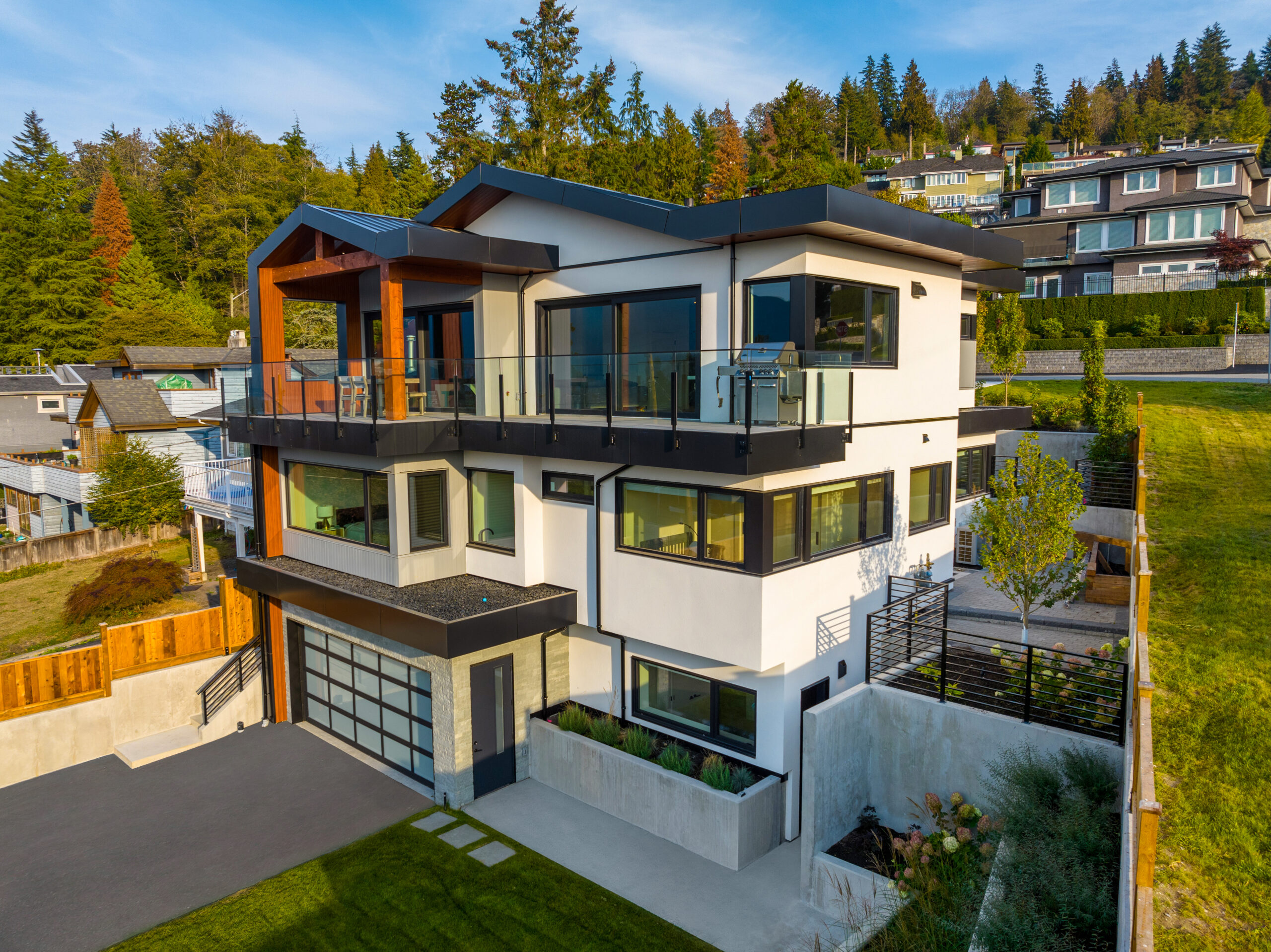 Cliffside project - an energy-efficient home by Hasler Homes