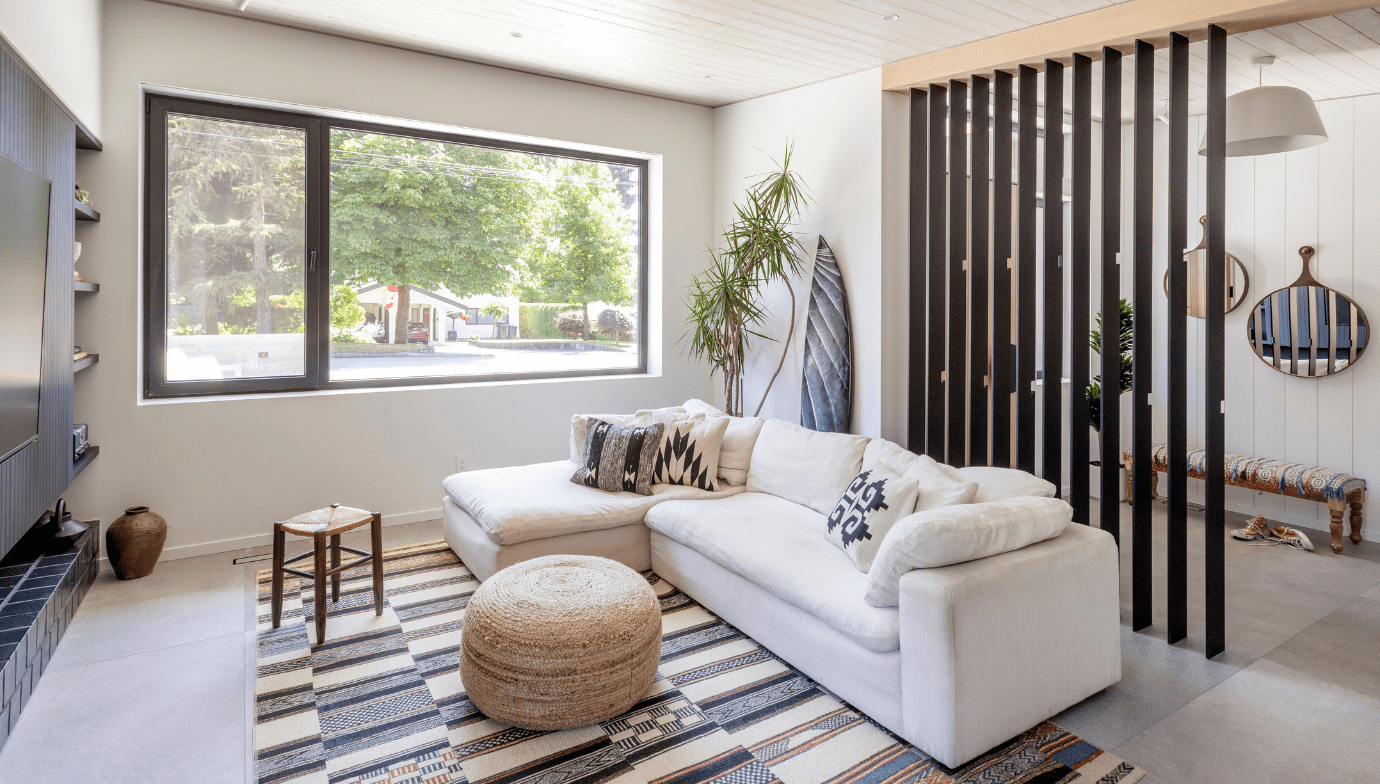 Valleyhouse interior - living room and entrance