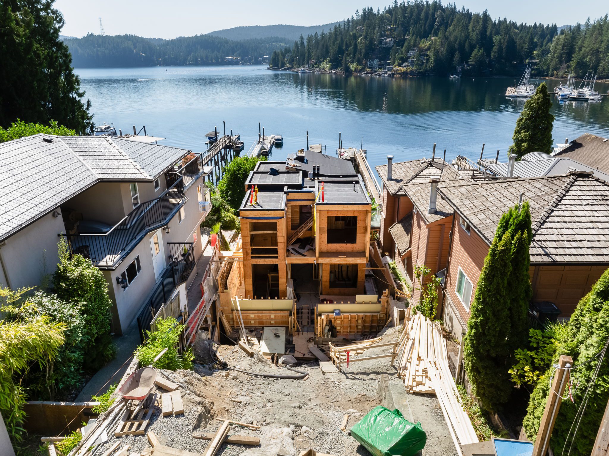 What does a custom home builder do article featured image showing a home built by Hasler Homes